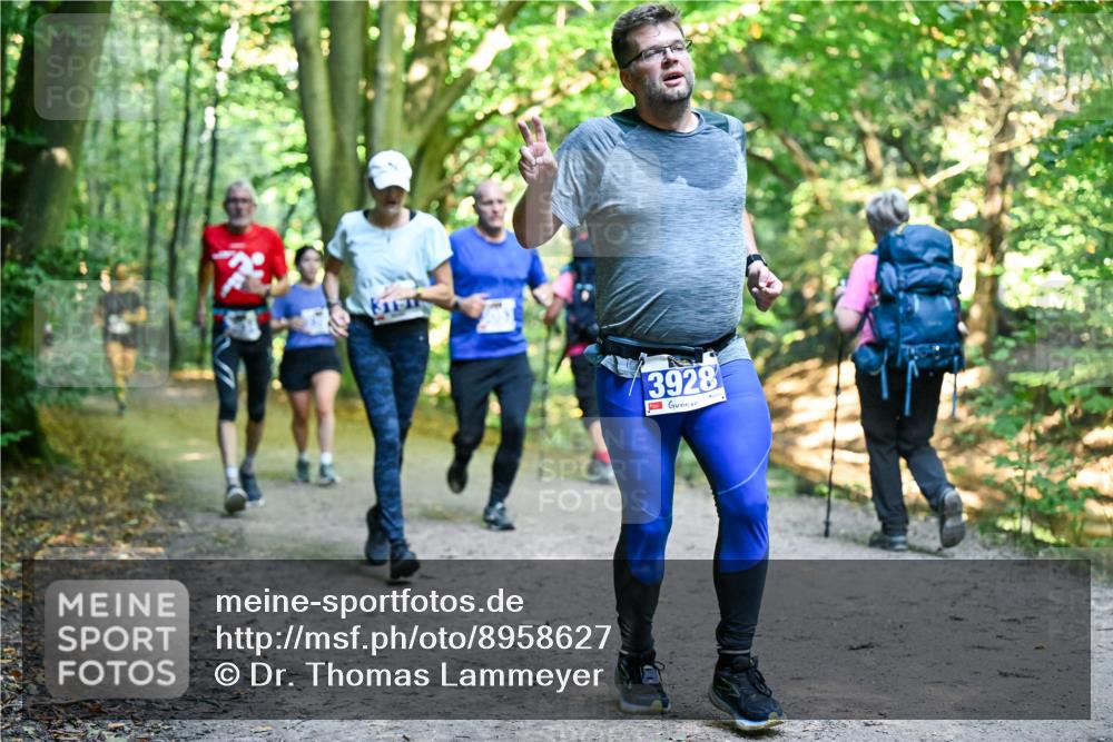28.09.2025 - 33. Volkslauf durch das schöne Alstertal Dr. Thomas Lammeyer http://msf.ph/oto/8958627 28.09.2025 10:52:10 Laufen 315, 3928 meine-sportfotos.de