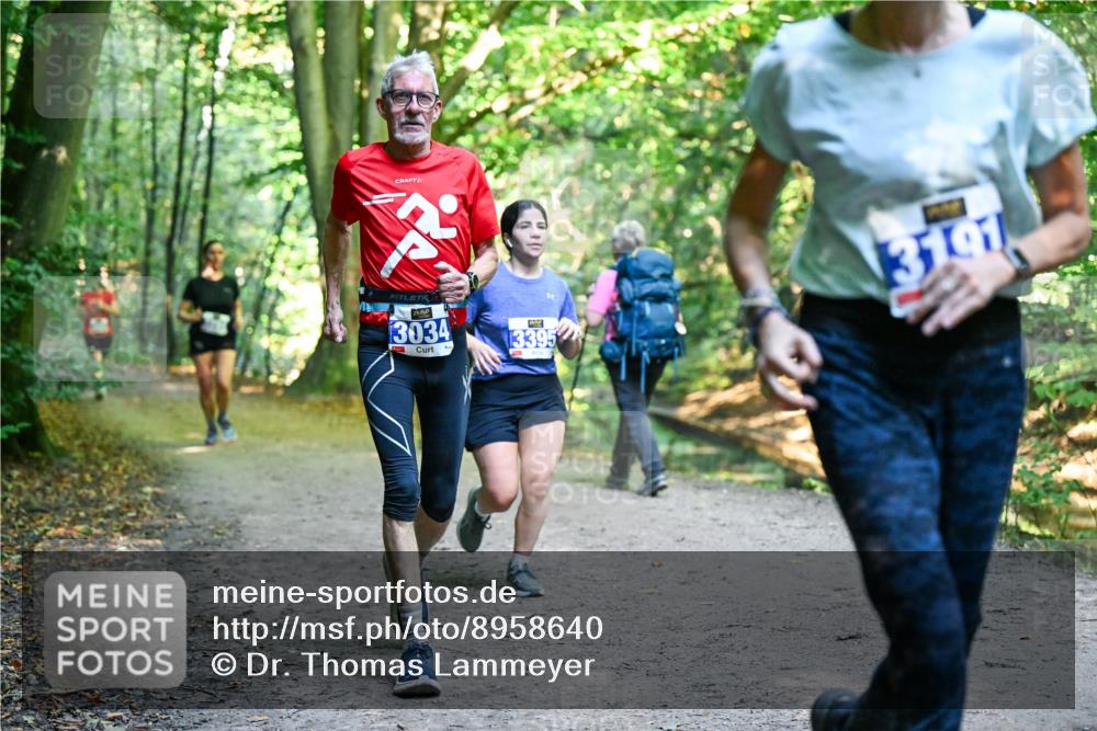 28.09.2025 - 33. Volkslauf durch das schöne Alstertal Dr. Thomas Lammeyer http://msf.ph/oto/8958640 28.09.2025 10:52:13 Laufen 3034, 13395, 3101 meine-sportfotos.de