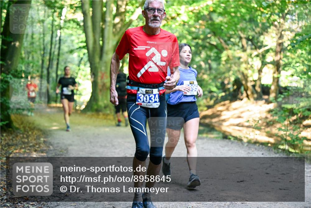 28.09.2025 - 33. Volkslauf durch das schöne Alstertal Dr. Thomas Lammeyer http://msf.ph/oto/8958645 28.09.2025 10:52:13 Laufen 3034, 1 meine-sportfotos.de
