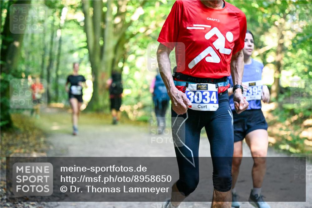 28.09.2025 - 33. Volkslauf durch das schöne Alstertal Dr. Thomas Lammeyer http://msf.ph/oto/8958650 28.09.2025 10:52:14 Laufen 3034 meine-sportfotos.de