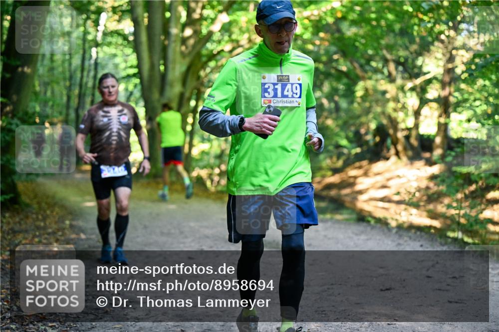 28.09.2025 - 33. Volkslauf durch das schöne Alstertal Dr. Thomas Lammeyer http://msf.ph/oto/8958694 28.09.2025 10:52:29 Laufen 3149 meine-sportfotos.de