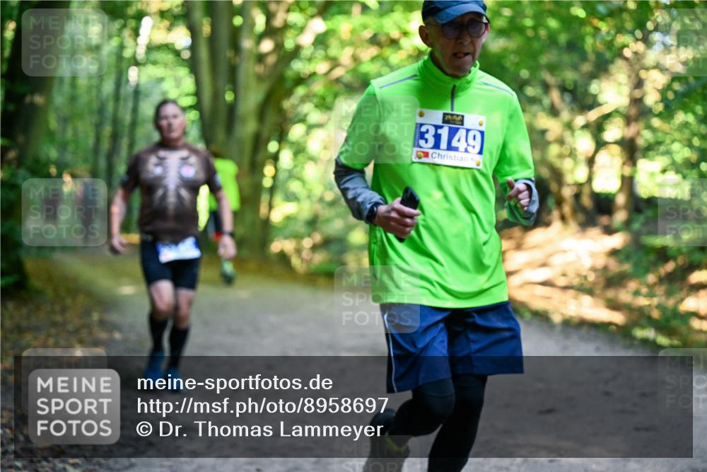 28.09.2025 - 33. Volkslauf durch das schöne Alstertal Dr. Thomas Lammeyer http://msf.ph/oto/8958697 28.09.2025 10:52:29 Laufen 725, 3149 meine-sportfotos.de