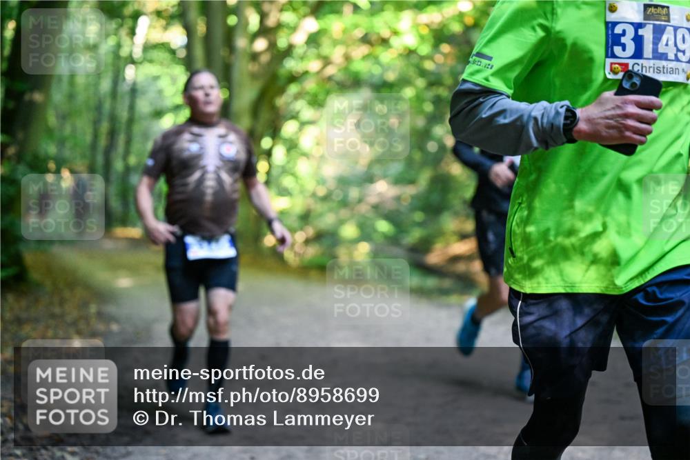 28.09.2025 - 33. Volkslauf durch das schöne Alstertal Dr. Thomas Lammeyer http://msf.ph/oto/8958699 28.09.2025 10:52:29 Laufen 3149 meine-sportfotos.de