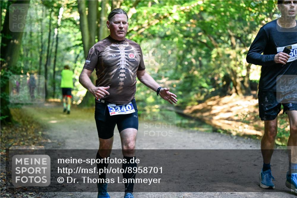 28.09.2025 - 33. Volkslauf durch das schöne Alstertal Dr. Thomas Lammeyer http://msf.ph/oto/8958701 28.09.2025 10:52:30 Laufen 50, 3340 meine-sportfotos.de
