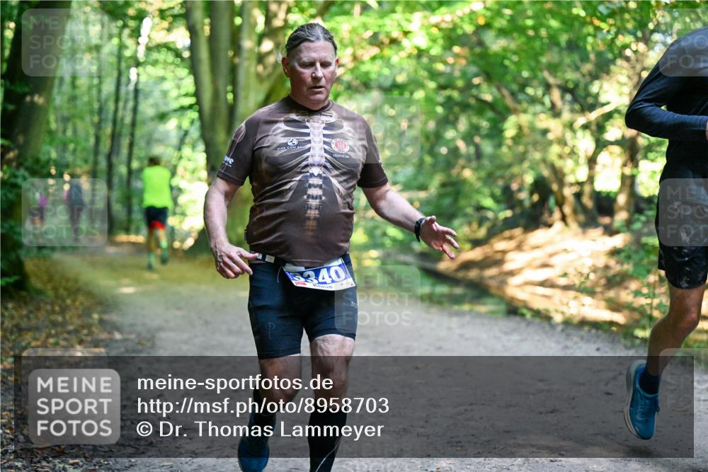28.09.2025 - 33. Volkslauf durch das schöne Alstertal Dr. Thomas Lammeyer http://msf.ph/oto/8958703 28.09.2025 10:52:30 Laufen 340 meine-sportfotos.de