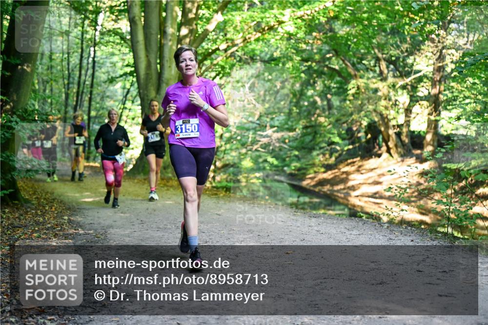 28.09.2025 - 33. Volkslauf durch das schöne Alstertal Dr. Thomas Lammeyer http://msf.ph/oto/8958713 28.09.2025 10:52:39 Laufen 1163, 3150 meine-sportfotos.de