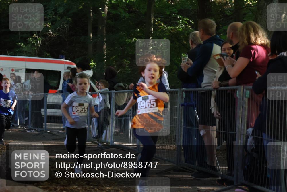 28.09.2025 - 33. Volkslauf durch das schöne Alstertal Strokosch-Dieckow http://msf.ph/oto/8958747 28.09.2025 10:42:00 Ziel  meine-sportfotos.de