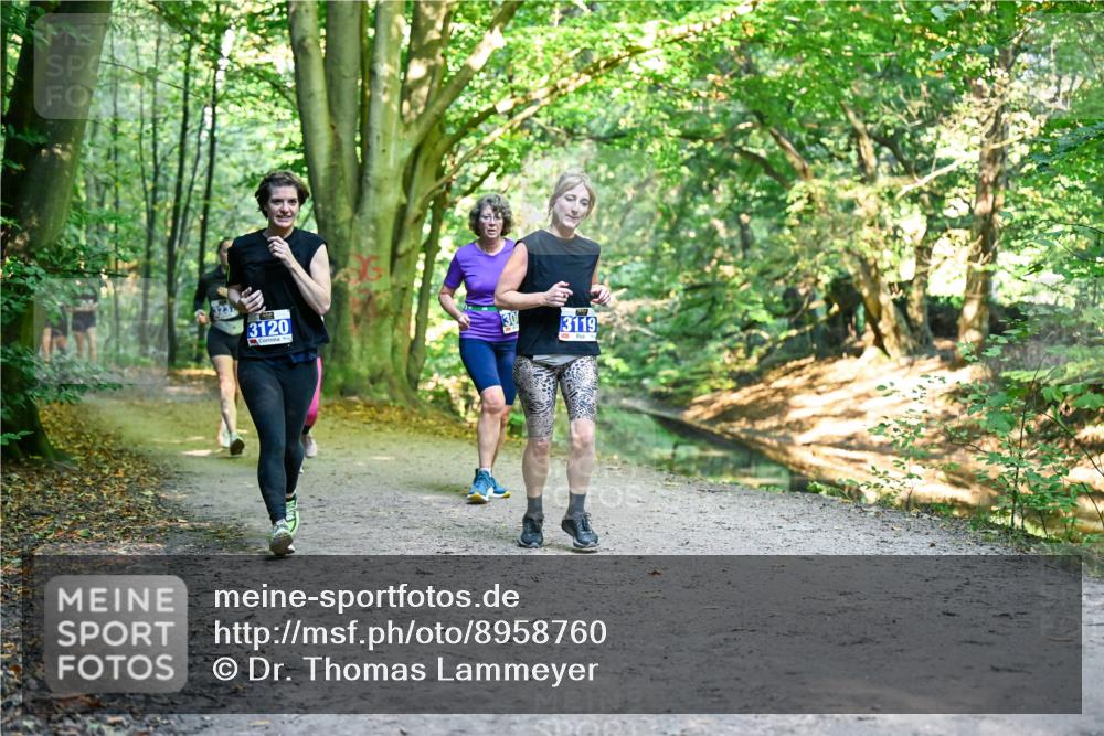 28.09.2025 - 33. Volkslauf durch das schöne Alstertal Dr. Thomas Lammeyer http://msf.ph/oto/8958760 28.09.2025 10:52:44 Laufen 3120, 30, 3119 meine-sportfotos.de
