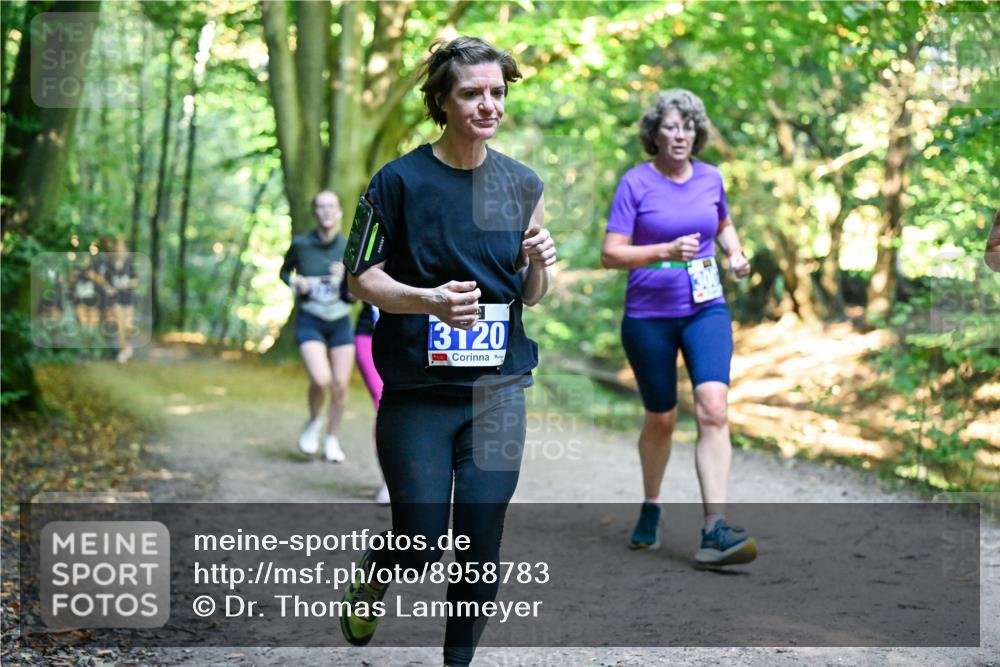 28.09.2025 - 33. Volkslauf durch das schöne Alstertal Dr. Thomas Lammeyer http://msf.ph/oto/8958783 28.09.2025 10:52:46 Laufen 3120 meine-sportfotos.de