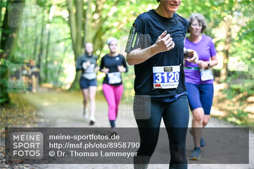 28.09.2025 - 33. Volkslauf durch das schöne Alstertal Dr. Thomas Lammeyer http://msf.ph/oto/8958790 28.09.2025 10:52:47 Laufen 13120 meine-sportfotos.de