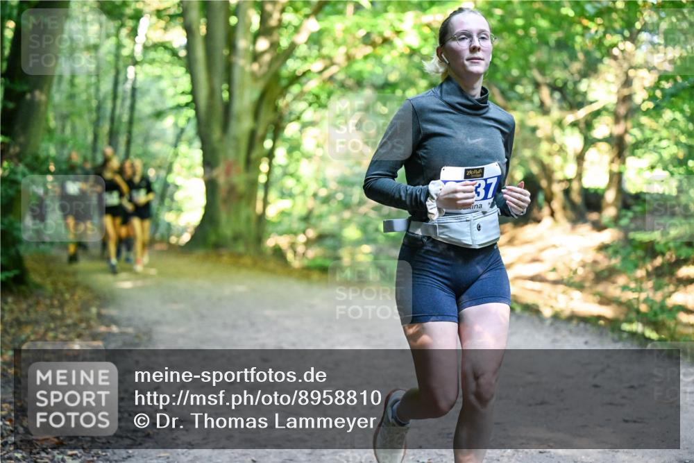 28.09.2025 - 33. Volkslauf durch das schöne Alstertal Dr. Thomas Lammeyer http://msf.ph/oto/8958810 28.09.2025 10:52:49 Laufen 37 meine-sportfotos.de