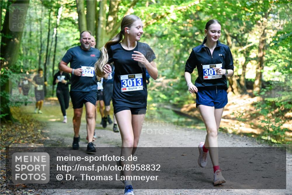 28.09.2025 - 33. Volkslauf durch das schöne Alstertal Dr. Thomas Lammeyer http://msf.ph/oto/8958832 28.09.2025 10:52:55 Laufen 3013, 301 meine-sportfotos.de