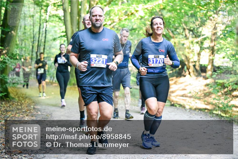 28.09.2025 - 33. Volkslauf durch das schöne Alstertal Dr. Thomas Lammeyer http://msf.ph/oto/8958845 28.09.2025 10:52:56 Laufen 3221, 3170 meine-sportfotos.de