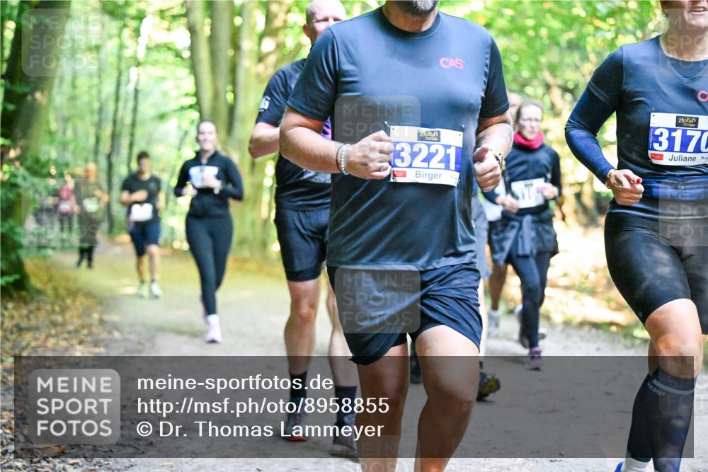 28.09.2025 - 33. Volkslauf durch das schöne Alstertal Dr. Thomas Lammeyer http://msf.ph/oto/8958855 28.09.2025 10:52:57 Laufen 3221, 3170 meine-sportfotos.de