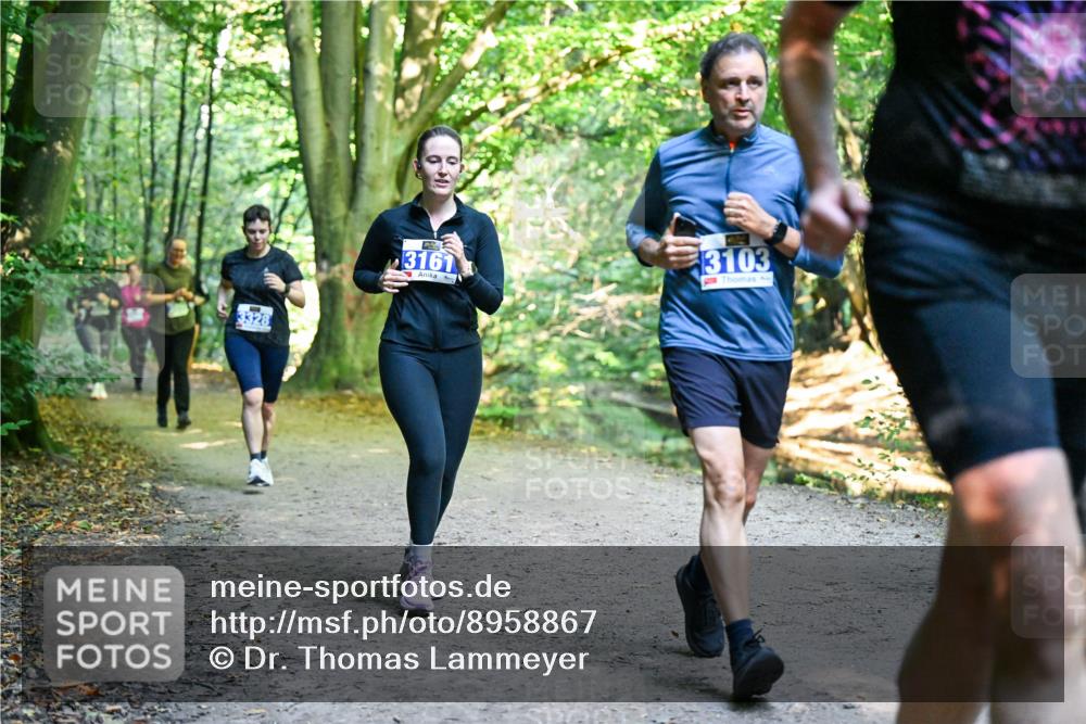 28.09.2025 - 33. Volkslauf durch das schöne Alstertal Dr. Thomas Lammeyer http://msf.ph/oto/8958867 28.09.2025 10:52:58 Laufen 3328, 3161, 3103 meine-sportfotos.de