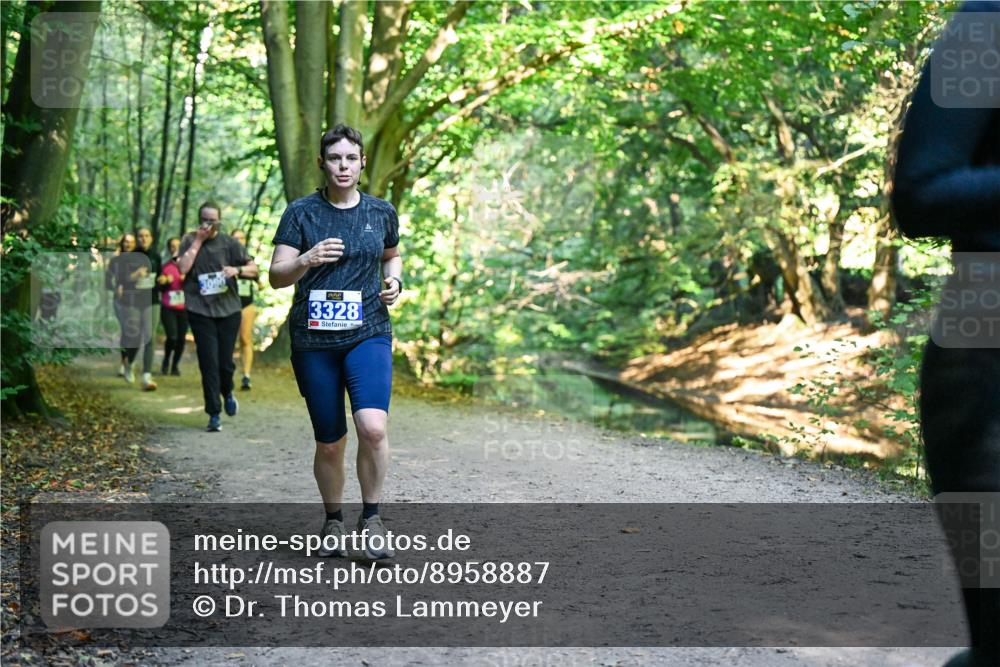 28.09.2025 - 33. Volkslauf durch das schöne Alstertal Dr. Thomas Lammeyer http://msf.ph/oto/8958887 28.09.2025 10:53:00 Laufen 3090, 3328 meine-sportfotos.de