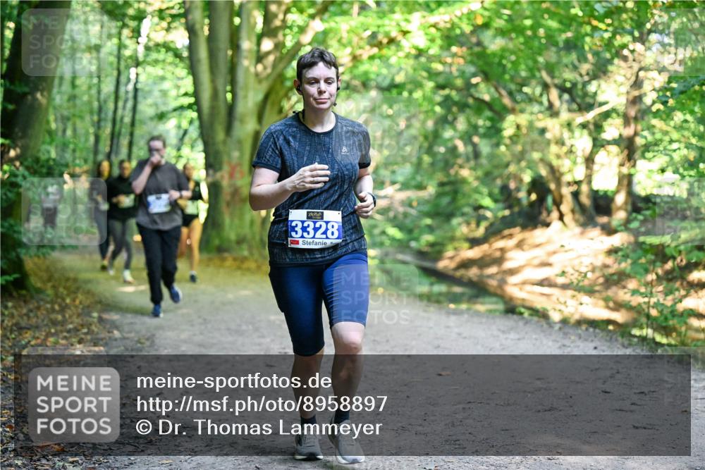 28.09.2025 - 33. Volkslauf durch das schöne Alstertal Dr. Thomas Lammeyer http://msf.ph/oto/8958897 28.09.2025 10:53:01 Laufen 3328 meine-sportfotos.de