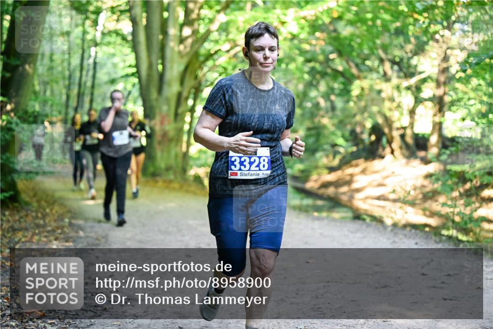 28.09.2025 - 33. Volkslauf durch das schöne Alstertal Dr. Thomas Lammeyer http://msf.ph/oto/8958900 28.09.2025 10:53:01 Laufen 3328 meine-sportfotos.de