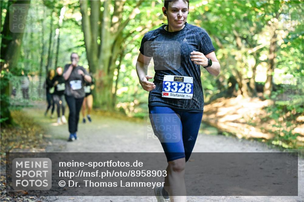 28.09.2025 - 33. Volkslauf durch das schöne Alstertal Dr. Thomas Lammeyer http://msf.ph/oto/8958903 28.09.2025 10:53:01 Laufen 3328 meine-sportfotos.de