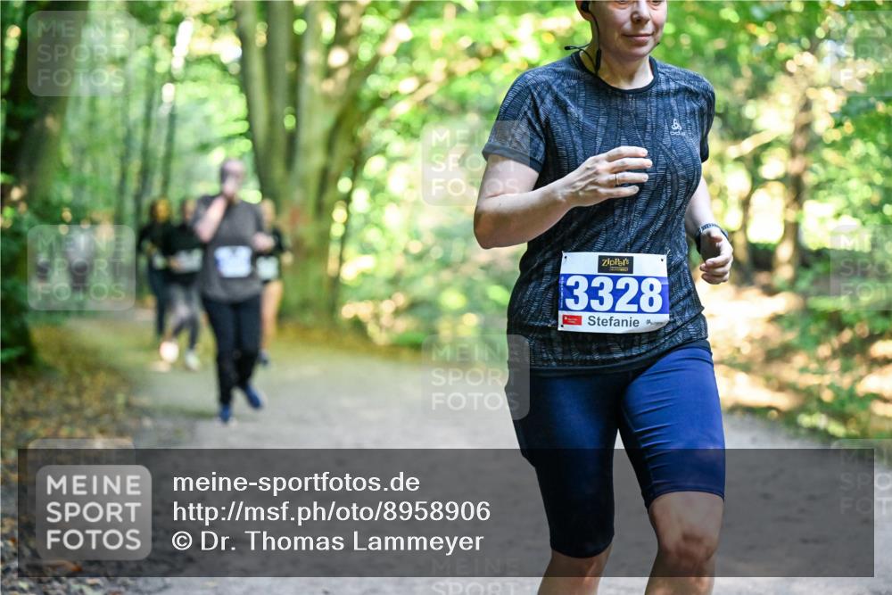 28.09.2025 - 33. Volkslauf durch das schöne Alstertal Dr. Thomas Lammeyer http://msf.ph/oto/8958906 28.09.2025 10:53:02 Laufen 3328 meine-sportfotos.de