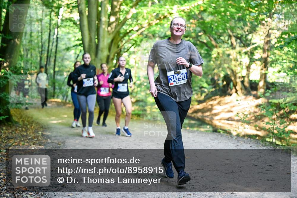 28.09.2025 - 33. Volkslauf durch das schöne Alstertal Dr. Thomas Lammeyer http://msf.ph/oto/8958915 28.09.2025 10:53:04 Laufen 3090 meine-sportfotos.de