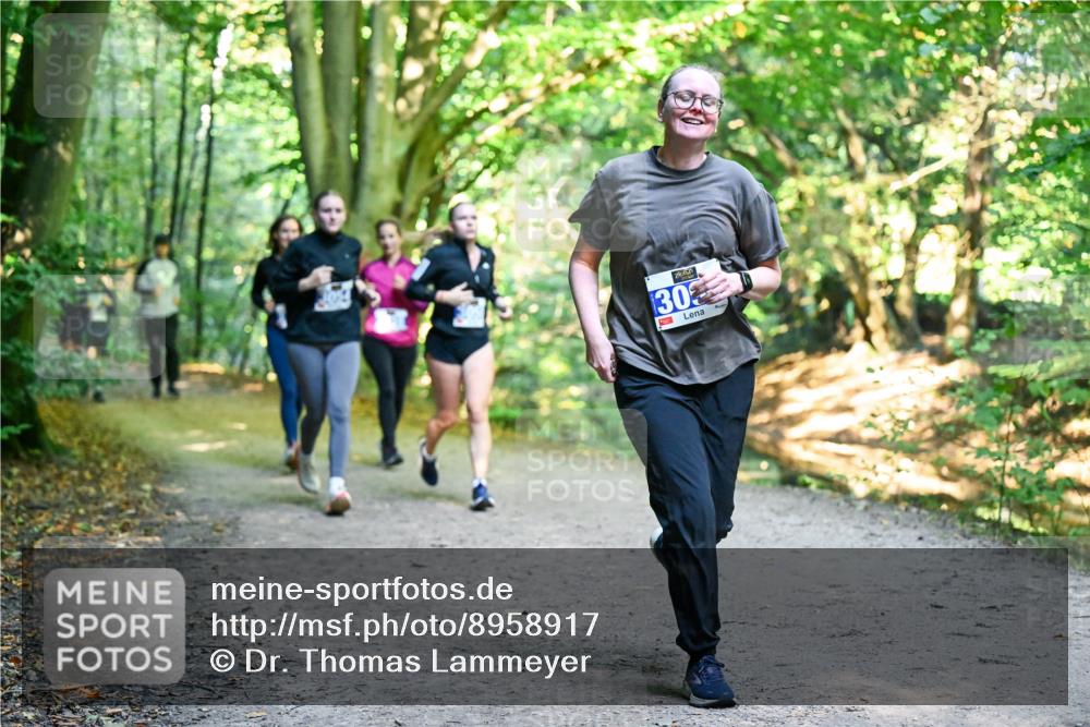 28.09.2025 - 33. Volkslauf durch das schöne Alstertal Dr. Thomas Lammeyer http://msf.ph/oto/8958917 28.09.2025 10:53:04 Laufen 30 meine-sportfotos.de