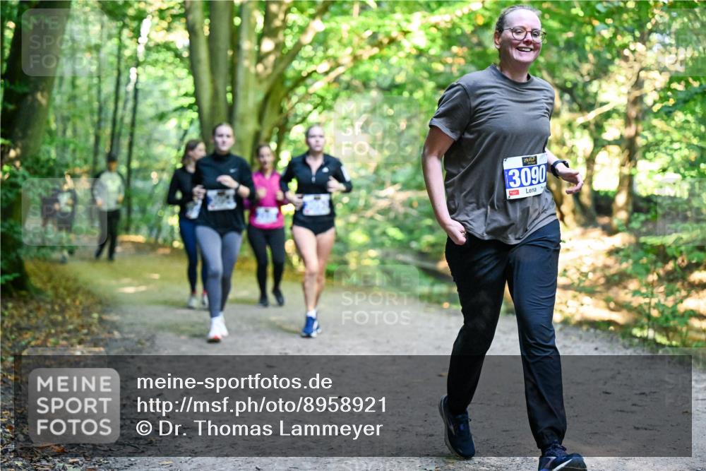 28.09.2025 - 33. Volkslauf durch das schöne Alstertal Dr. Thomas Lammeyer http://msf.ph/oto/8958921 28.09.2025 10:53:04 Laufen 3090 meine-sportfotos.de