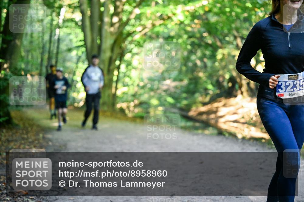 28.09.2025 - 33. Volkslauf durch das schöne Alstertal Dr. Thomas Lammeyer http://msf.ph/oto/8958960 28.09.2025 10:53:08 Laufen 3235 meine-sportfotos.de