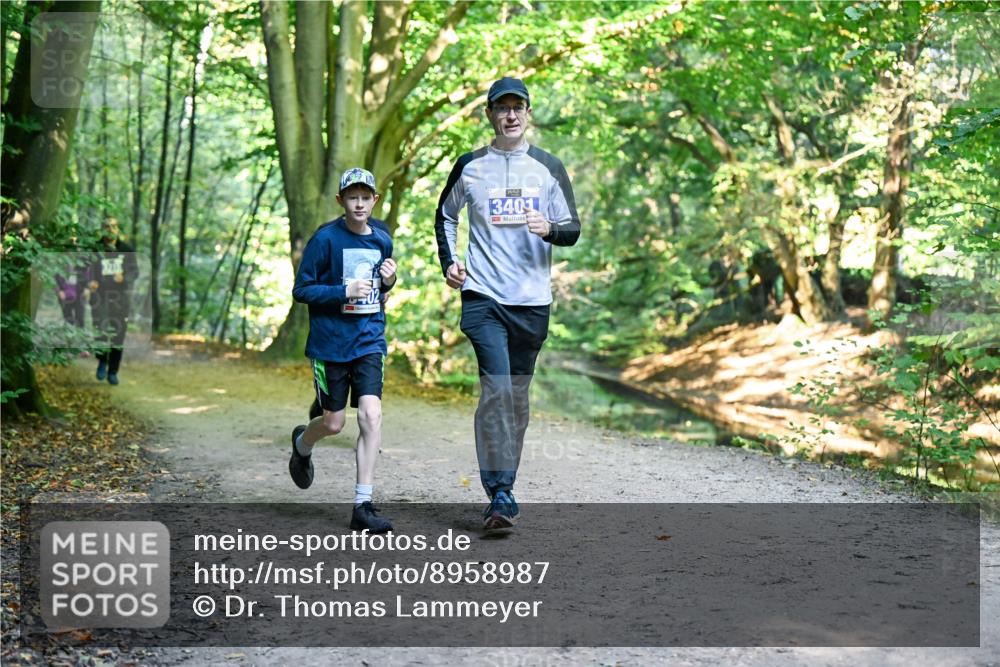 28.09.2025 - 33. Volkslauf durch das schöne Alstertal Dr. Thomas Lammeyer http://msf.ph/oto/8958987 28.09.2025 10:53:11 Laufen 3401 meine-sportfotos.de