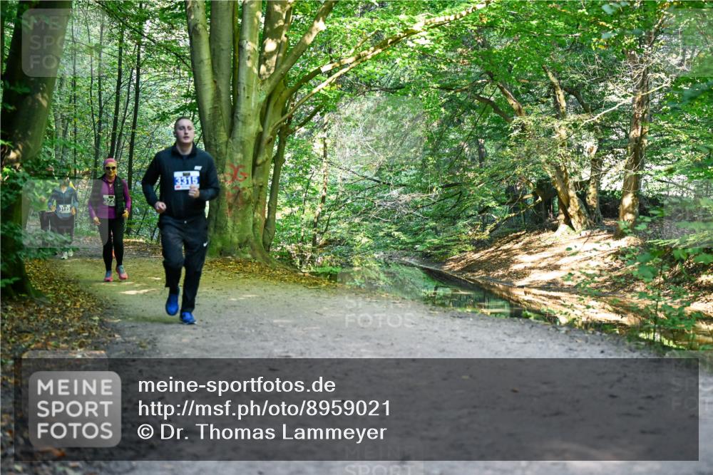 28.09.2025 - 33. Volkslauf durch das schöne Alstertal Dr. Thomas Lammeyer http://msf.ph/oto/8959021 28.09.2025 10:53:15 Laufen 322, 3315 meine-sportfotos.de