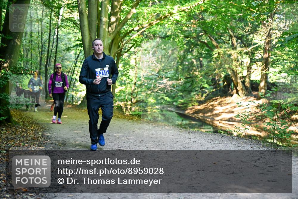 28.09.2025 - 33. Volkslauf durch das schöne Alstertal Dr. Thomas Lammeyer http://msf.ph/oto/8959028 28.09.2025 10:53:16 Laufen 3315 meine-sportfotos.de