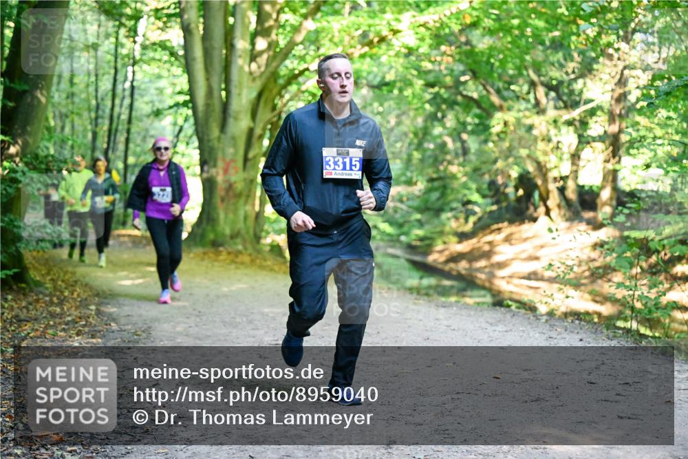 28.09.2025 - 33. Volkslauf durch das schöne Alstertal Dr. Thomas Lammeyer http://msf.ph/oto/8959040 28.09.2025 10:53:17 Laufen 3315 meine-sportfotos.de