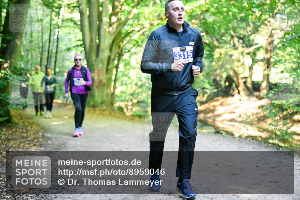 28.09.2025 - 33. Volkslauf durch das schöne Alstertal Dr. Thomas Lammeyer http://msf.ph/oto/8959046 28.09.2025 10:53:17 Laufen 3315 meine-sportfotos.de
