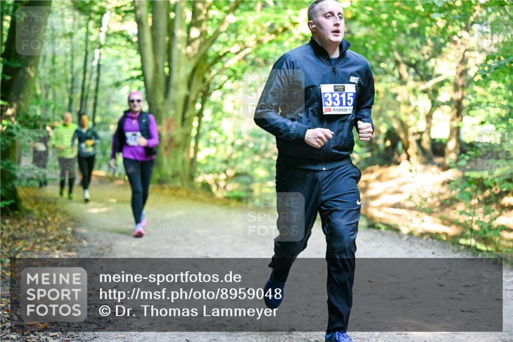 28.09.2025 - 33. Volkslauf durch das schöne Alstertal Dr. Thomas Lammeyer http://msf.ph/oto/8959048 28.09.2025 10:53:17 Laufen 3315 meine-sportfotos.de