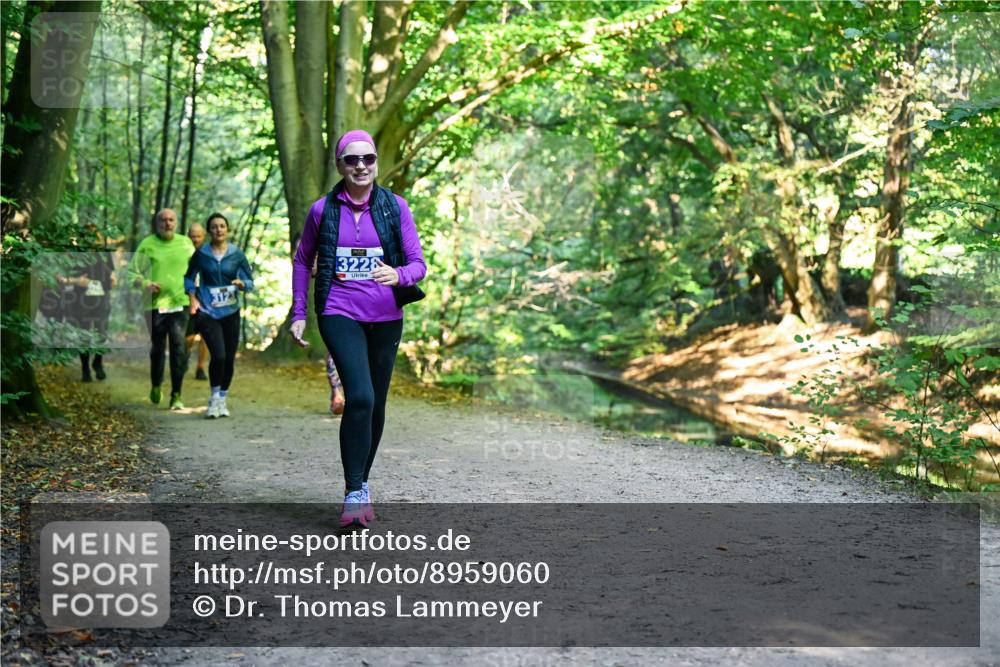 28.09.2025 - 33. Volkslauf durch das schöne Alstertal Dr. Thomas Lammeyer http://msf.ph/oto/8959060 28.09.2025 10:53:19 Laufen 312, 3228 meine-sportfotos.de