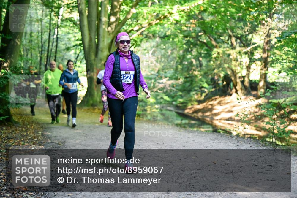 28.09.2025 - 33. Volkslauf durch das schöne Alstertal Dr. Thomas Lammeyer http://msf.ph/oto/8959067 28.09.2025 10:53:19 Laufen 3228 meine-sportfotos.de
