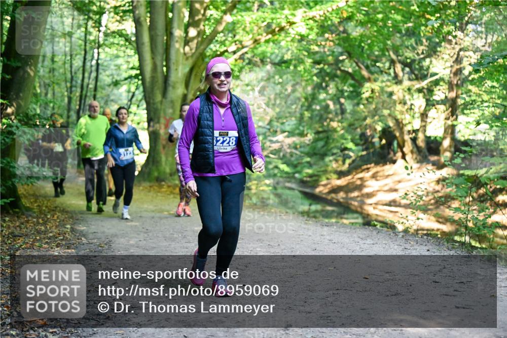 28.09.2025 - 33. Volkslauf durch das schöne Alstertal Dr. Thomas Lammeyer http://msf.ph/oto/8959069 28.09.2025 10:53:20 Laufen 228 meine-sportfotos.de