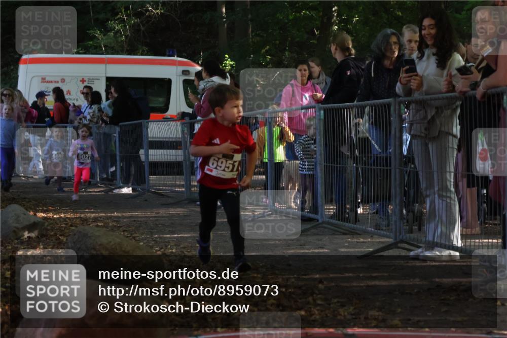 28.09.2025 - 33. Volkslauf durch das schöne Alstertal Strokosch-Dieckow http://msf.ph/oto/8959073 28.09.2025 10:43:10 Ziel  meine-sportfotos.de