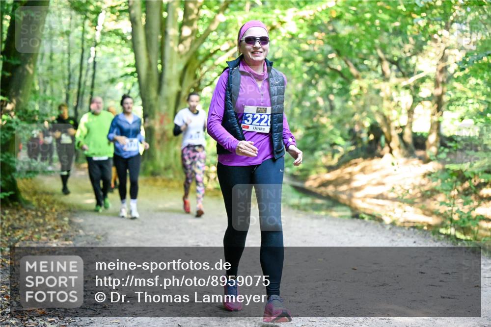 28.09.2025 - 33. Volkslauf durch das schöne Alstertal Dr. Thomas Lammeyer http://msf.ph/oto/8959075 28.09.2025 10:53:20 Laufen 3228 meine-sportfotos.de