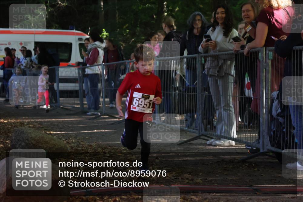 28.09.2025 - 33. Volkslauf durch das schöne Alstertal Strokosch-Dieckow http://msf.ph/oto/8959076 28.09.2025 10:43:11 Ziel  meine-sportfotos.de