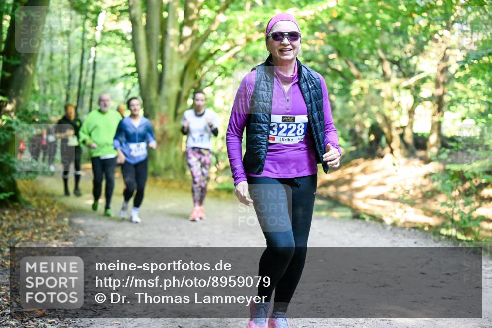 28.09.2025 - 33. Volkslauf durch das schöne Alstertal Dr. Thomas Lammeyer http://msf.ph/oto/8959079 28.09.2025 10:53:20 Laufen 3228 meine-sportfotos.de