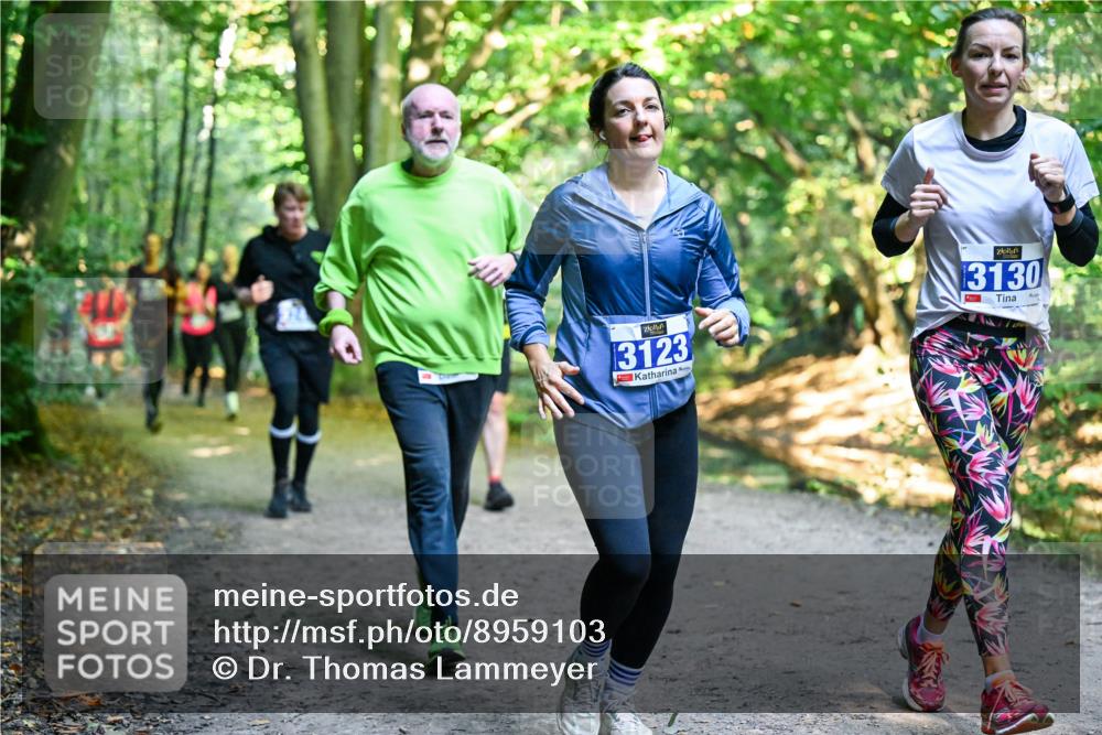 28.09.2025 - 33. Volkslauf durch das schöne Alstertal Dr. Thomas Lammeyer http://msf.ph/oto/8959103 28.09.2025 10:53:23 Laufen 3123, 13130 meine-sportfotos.de
