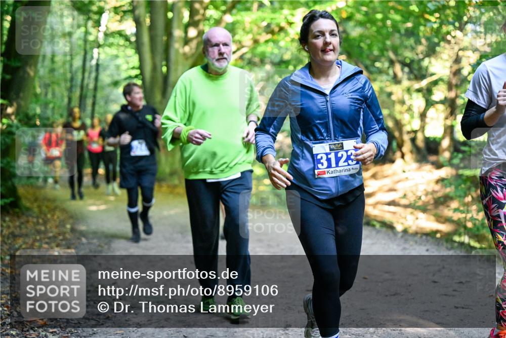 28.09.2025 - 33. Volkslauf durch das schöne Alstertal Dr. Thomas Lammeyer http://msf.ph/oto/8959106 28.09.2025 10:53:24 Laufen 3123 meine-sportfotos.de