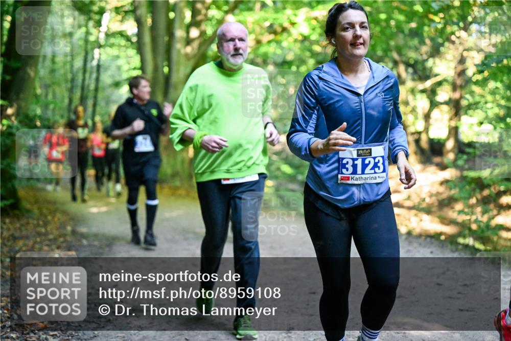 28.09.2025 - 33. Volkslauf durch das schöne Alstertal Dr. Thomas Lammeyer http://msf.ph/oto/8959108 28.09.2025 10:53:24 Laufen 3123 meine-sportfotos.de