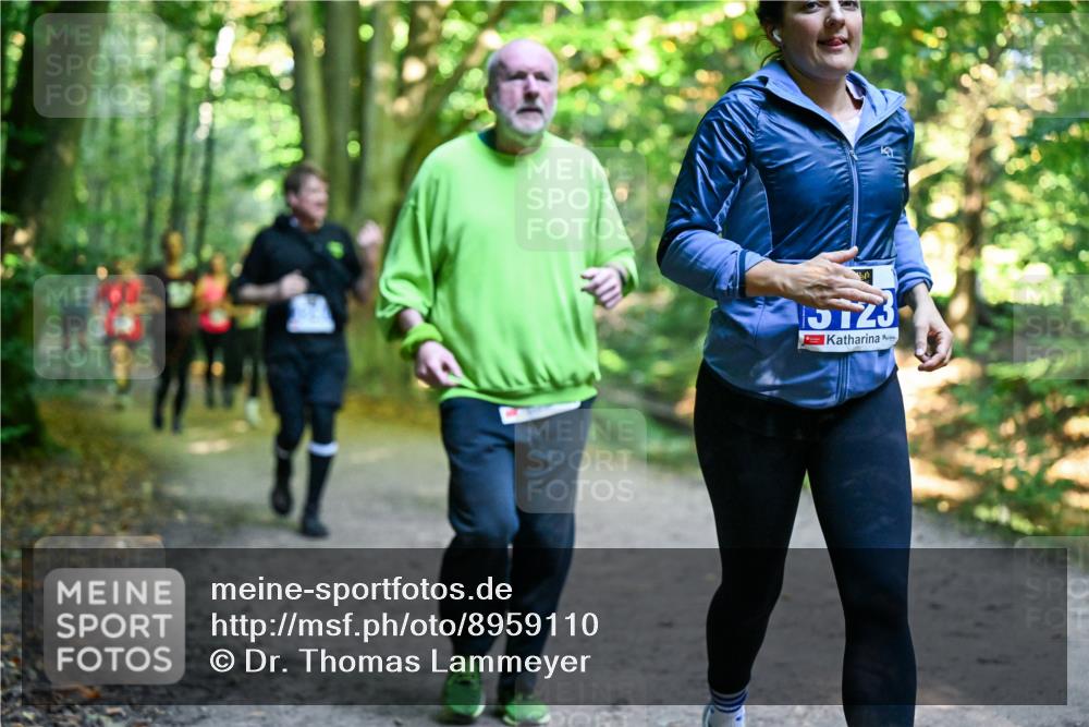 28.09.2025 - 33. Volkslauf durch das schöne Alstertal Dr. Thomas Lammeyer http://msf.ph/oto/8959110 28.09.2025 10:53:24 Laufen 15723 meine-sportfotos.de