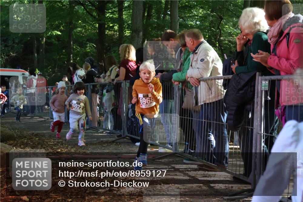 28.09.2025 - 33. Volkslauf durch das schöne Alstertal Strokosch-Dieckow http://msf.ph/oto/8959127 28.09.2025 10:43:25 Ziel  meine-sportfotos.de