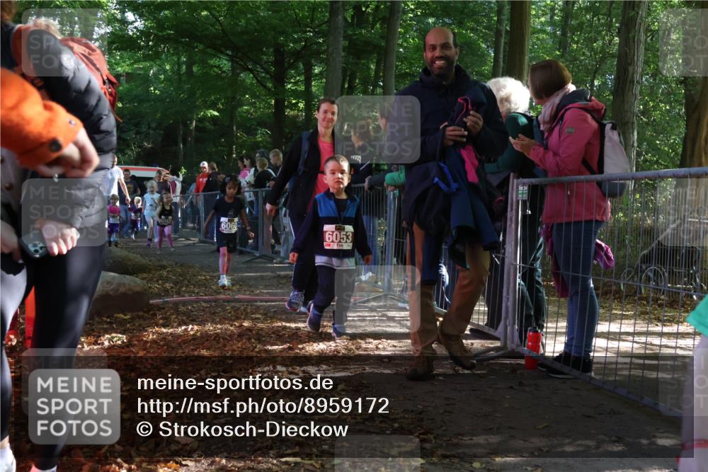 28.09.2025 - 33. Volkslauf durch das schöne Alstertal Strokosch-Dieckow http://msf.ph/oto/8959172 28.09.2025 10:43:34 Ziel  meine-sportfotos.de