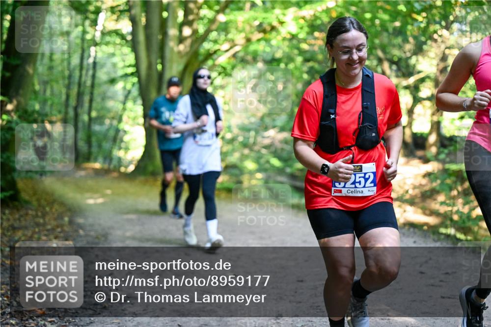 28.09.2025 - 33. Volkslauf durch das schöne Alstertal Dr. Thomas Lammeyer http://msf.ph/oto/8959177 28.09.2025 10:53:32 Laufen 252 meine-sportfotos.de