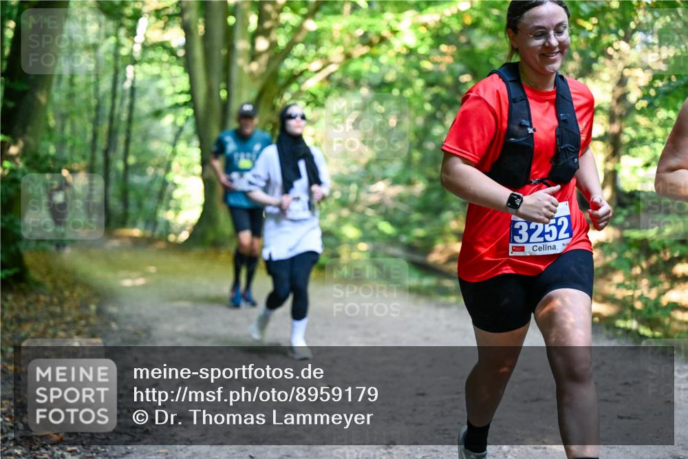 28.09.2025 - 33. Volkslauf durch das schöne Alstertal Dr. Thomas Lammeyer http://msf.ph/oto/8959179 28.09.2025 10:53:32 Laufen 3252 meine-sportfotos.de