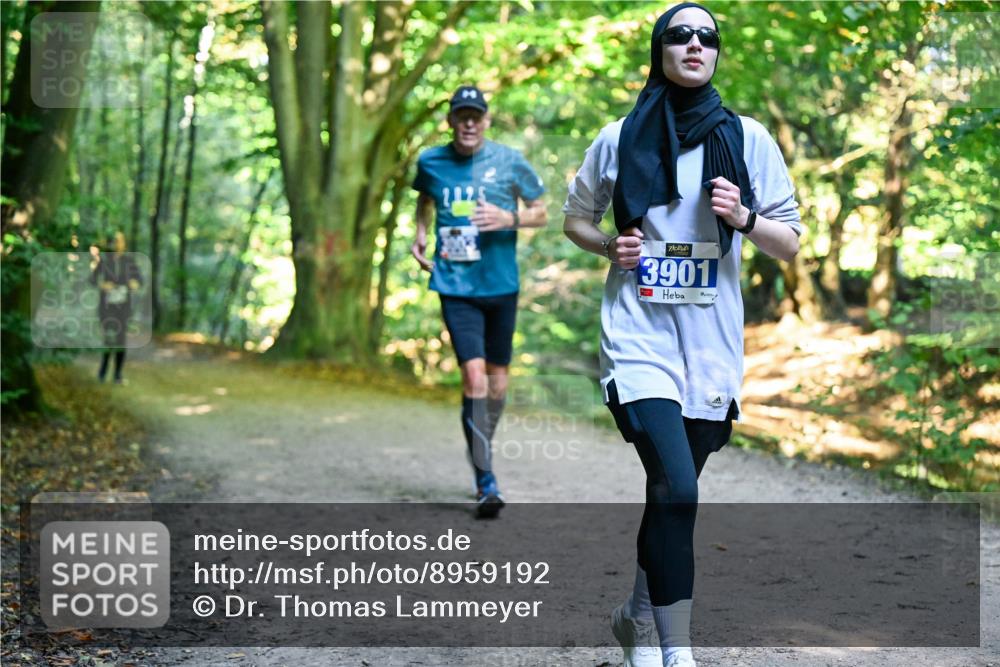 28.09.2025 - 33. Volkslauf durch das schöne Alstertal Dr. Thomas Lammeyer http://msf.ph/oto/8959192 28.09.2025 10:53:34 Laufen 125, 3901 meine-sportfotos.de